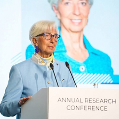 Лагард: Україна може залучити інвестиції на відбудову