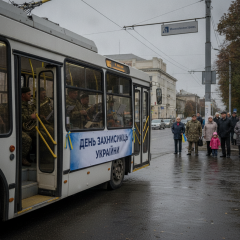 Музыкальный троллейбус с оркестром в Николаеве