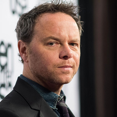 Сцена з серіалу Чужий, де Хоулі веде війну з корпораціями