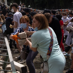 Женщины, которые нуждаются в гуманитарной помощи