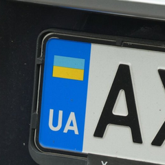 Водій з іменним номером шокований