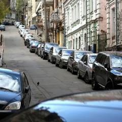 Эксперт, опыт Польши, проблема парковки, Украина