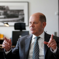 Олаф Шольц робить заяву про газову трубу