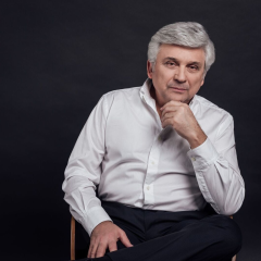 Украинский писатель получил награду Милана