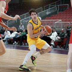 Ukrainian basketball players celebrate victory