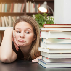 Читання книг для дорослих