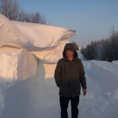 Снег на дороге в Прикарпатье