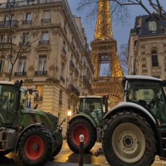 French farmers protest against the agreement
