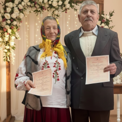 Couple from Bukovyna celebrates wedding
