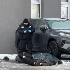 Смерть мужчины у метро Деміївська: полиция называет причину