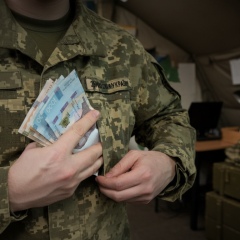 Затримання майора ТЦК за хабар: батько-суддя відбуває покарання