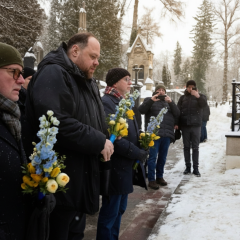 Степанчук біля могил Парубія та Рущишина