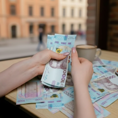 Определение средней зарплаты в 2025 году