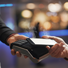 Ukrainians spending money through terminals
