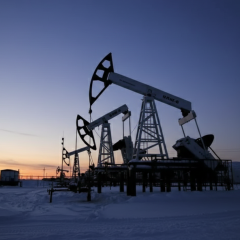 Russia reduces oil drilling