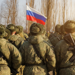 Russian artillery installations against the backdrop of the city