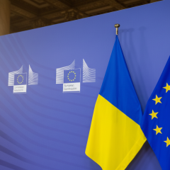 Подписание договора о вступлении в ЕС
