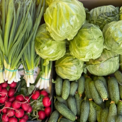 Фермерські продукти на ярмарці в Києві
