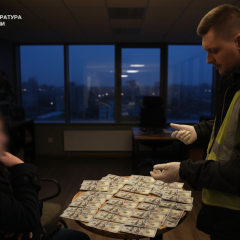 Задержанный адвокат за экзамен за 6 тысяч долларов