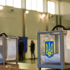 Іноземці голосують на виборах в Україні