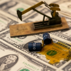 Oil price surpasses $100: US prepares to block the Strait of Hormuz
