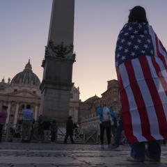 Трамп зображений як Христос: реакція спікера та Ватикану