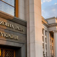 Философ Датсюк критикует переход Украины к теневой политике и медийному монополизму