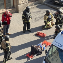 Стрілянина у Києві: нападник і заручники у супермаркеті