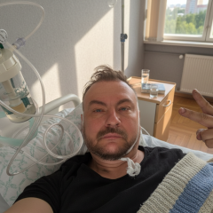 Armed Russians attack house of defense minister's advisor: Flash injured