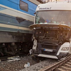 Аварія вантажівки та поїзда в Львівській області