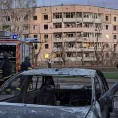 Атака на Кривой Рог: обстрел админздания, раненая женщина