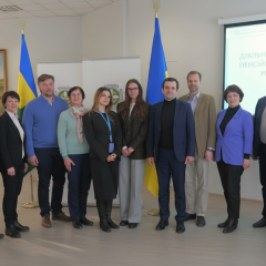 Директор Пенсійного фонду України розмовляє з журналістами