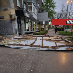 Шквальный ветер в Харькове: погибшие в многоэтажке