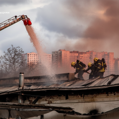 Ліквідація пожежі в Тернополі після атаки БпЛА