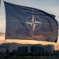 Графік зображення про збільшення витрат на оборону