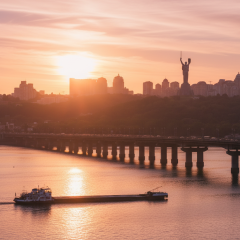 Ограничение движения на мосту Патона