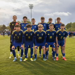 Ukrainian youth national team celebrates victory