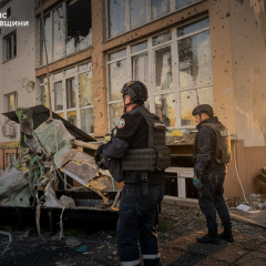 Ракета попала в жилой дом: семеро пострадавших