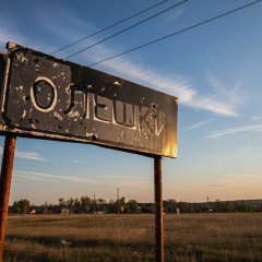 Blocking evacuation of civilians in Kherson region