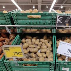 Ukrainian potatoes expensive in supermarket