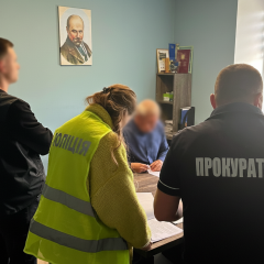 Kyivzelenbud director suspected of overpaying