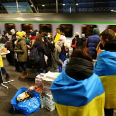 Українці в’їжджають у військову зону частіше