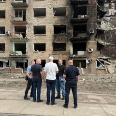 Пошкоджені будинки в Києві після атаки РФ