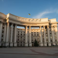 Зеленський на засіданні про оновлення складу