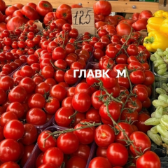 Зелений горох на ярмарці в Києві