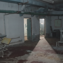 Shelter for 100 people in hospital