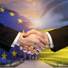 Украина начала переговоры о вступлении в ЕС