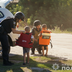 Эвакуация детей на Днепропетровщине из 23 населенных пунктов