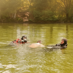 Body of 23-year-old man in the lake