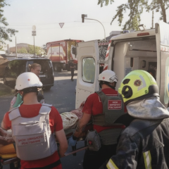 Поранені медики після атаки на станцію швидкої в Києві